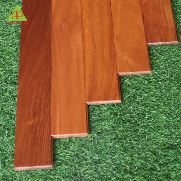 Ván Sàn Engineer Gõ Đỏ Phi