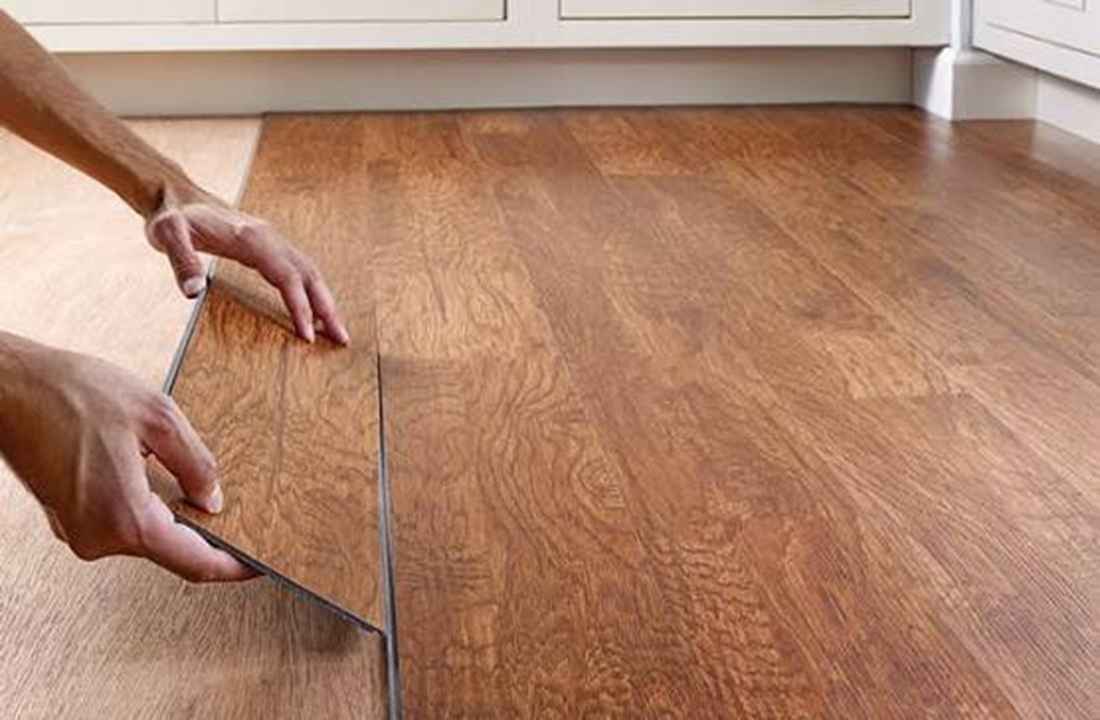 Sàn nhựa vinyl là gì? Cấu tạo, ưu nhược điểm và phân loại 1 Sàn nhựa vinyl